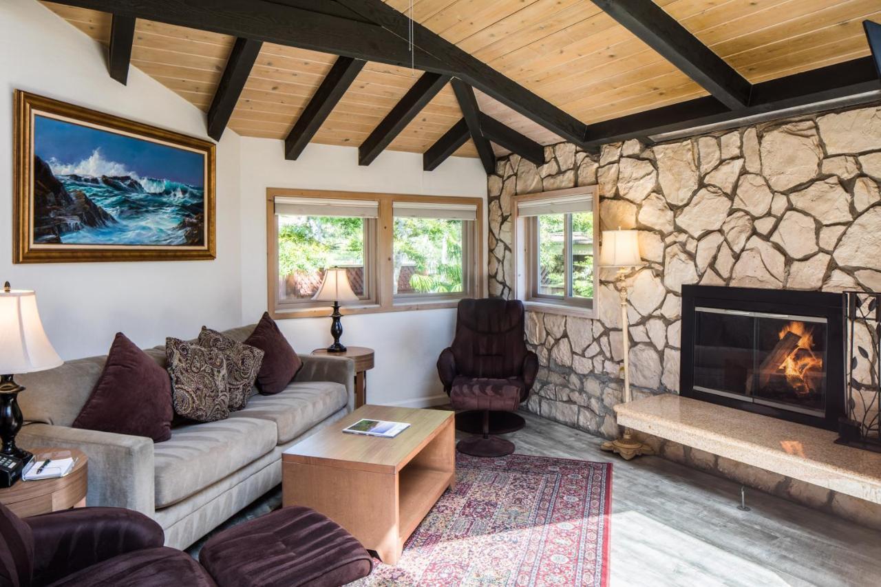 Andril Fireplace Cottages Pacific Grove Eksteriør billede